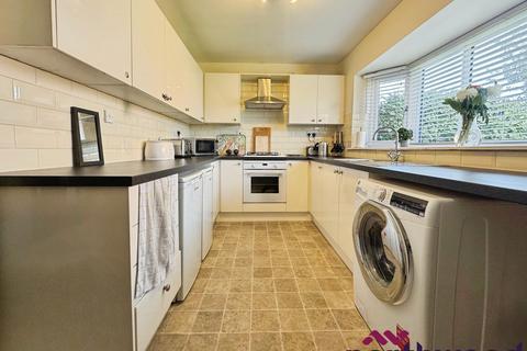 2 bedroom semi-detached house to rent, Mulberry Gardens, Elworth, Sandbach, CW11
