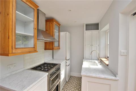 2 bedroom terraced house to rent, Bank Terrace, Gomshall Lane, Shere, Guildford, GU5