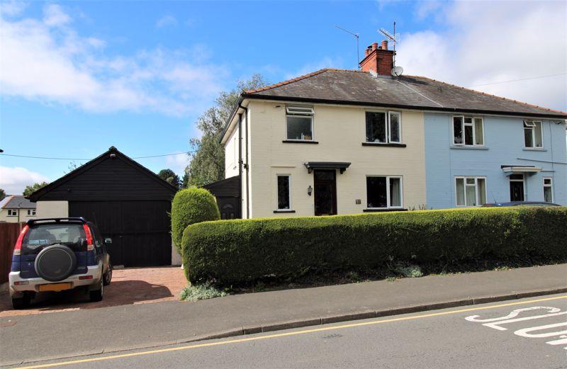 Park Avenue, Abergavenny 3 bed semidetached house £220,000