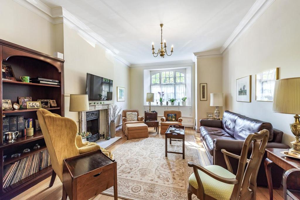 Hanover House, St. Johns Wood 5 bed flat £2,500,000