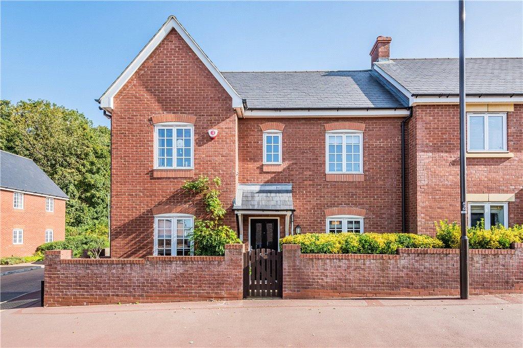 London Road, Stony Stratford, Milton Keynes, Buckinghamshire, MK11 4