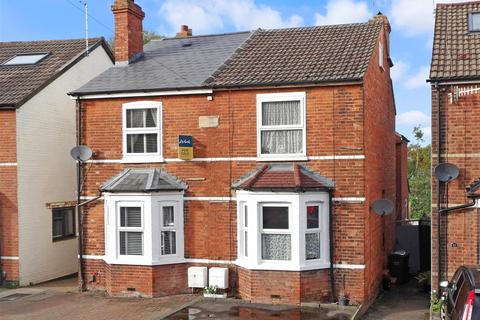 4 bedroom semi-detached house for sale - Hectorage Road, Tonbridge, Kent
