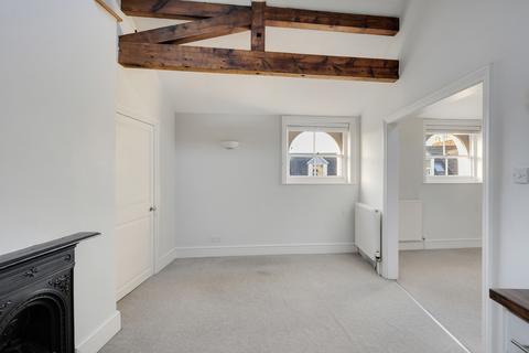 undefined, Third Floor Flat South (Flat ), Saville Place, BS8