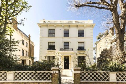 3 bedroom apartment to rent, Addison Road, Holland Park
