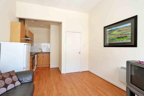 2 bedroom flat to rent, Bridge Street, Flat B, AB11