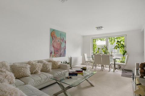 2 bedroom apartment for sale, Rosebank, Holyport Road, Fulham, London, SW6