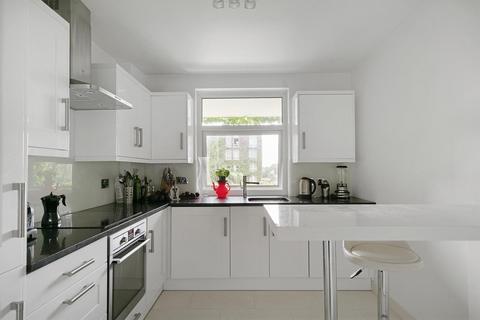 2 bedroom apartment for sale, Rosebank, Holyport Road, Fulham, London, SW6