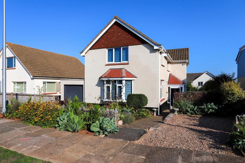 Southdowns Road, Dawlish 3 bed detached house £500,000