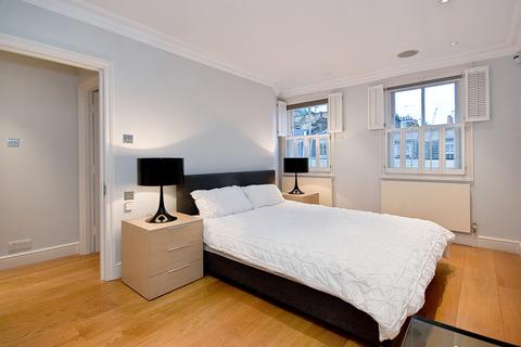2 bedroom terraced house to rent, Montpelier Walk, Knightsbridge SW7