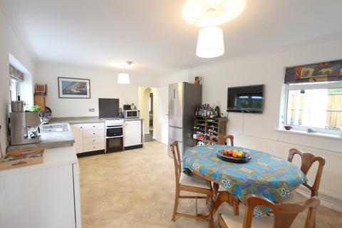 undefined, Finchampstead, Wokingham