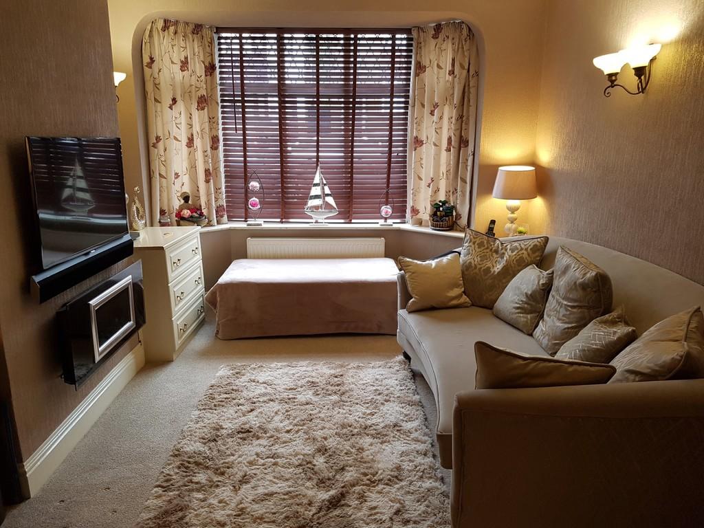 Thomas Landsdail Street, Coventry 3 bed terraced house £225,000