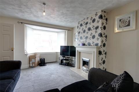 3 bedroom semi-detached house to rent, Kettleness Avenue, Redcar