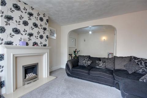 3 bedroom semi-detached house to rent, Kettleness Avenue, Redcar