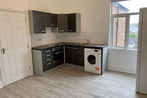 1 bedroom in a house share to rent, Monton Road, Manchester