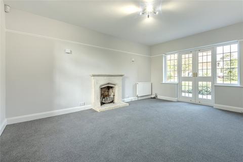 5 bedroom detached house to rent, Forest Road, Tunbridge Wells, Kent, TN2