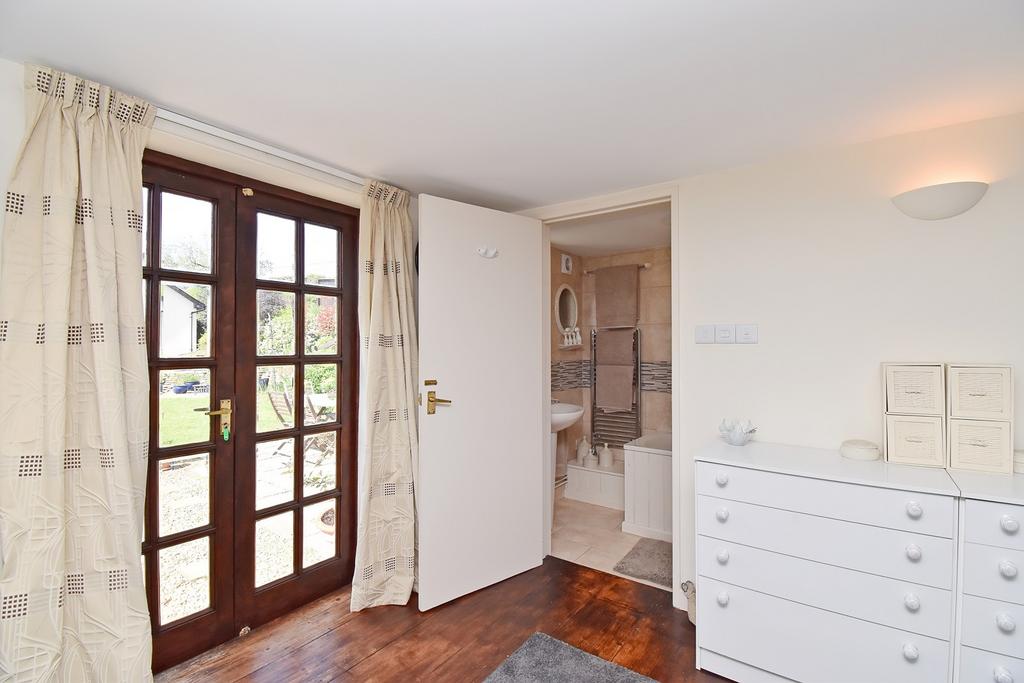 Bedroom 1 &amp; Ensuite Bathroom