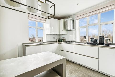 4 bedroom apartment to rent, Onslow Square, London, SW7