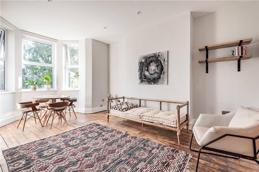 Kitchen/Sitting Room