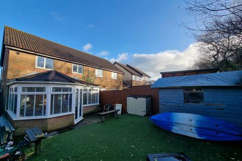 3 bedroom semi-detached house for sale, Banc-yr-allt, Bridgend, Bridgend County. CF31 4RH