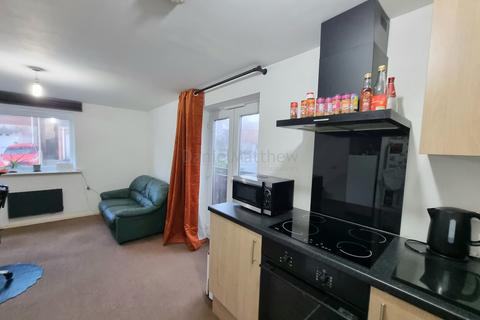 1 bedroom ground floor flat for sale, Longacres, Bridgend, Bridgend County. CF31 2DH