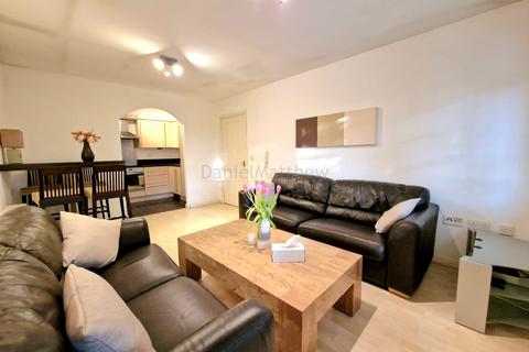 2 bedroom flat for sale, Park Street, Bridgend, Bridgend County. CF31 4BB