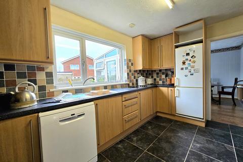 4 bedroom detached house for sale, Ger-y-sedd, Brackla, Bridgend County. CF31 2LB