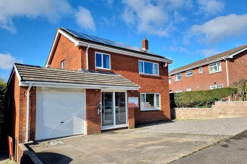 4 bedroom detached house for sale, Ger-y-sedd, Brackla, Bridgend County. CF31 2LB