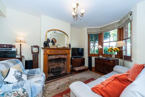 27 Course Road, Ascot, SL5 7HH