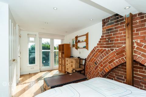 27 Course Road, Ascot, SL5 7HH