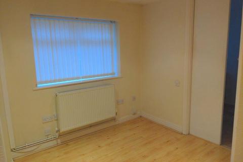 2 bedroom terraced house to rent, Glenholme Road, Bradford, West Yorkshire, BD8