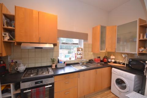 2 bedroom flat to rent, Dulwich Road, Brixton, London, SE24