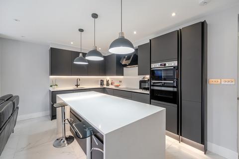 4 bedroom terraced house for sale, Whitfield Way, Mill End, Rickmansworth