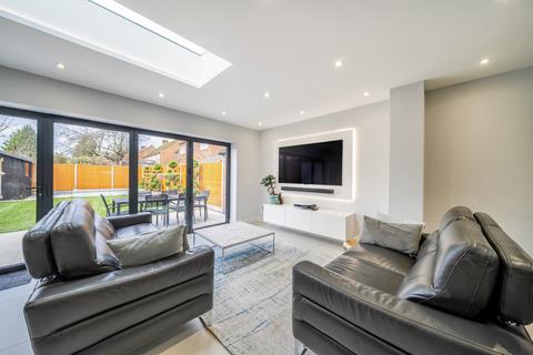 4 bedroom terraced house for sale, Whitfield Way, Mill End, Rickmansworth