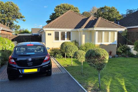2 bedroom bungalow for sale - Kinson Road, Kinson, Bournemouth, Dorset, BH10