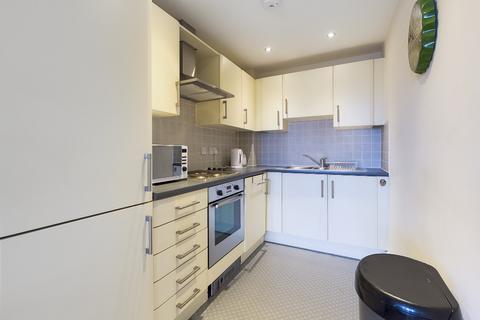 1 bedroom flat to rent, Kings Road, Marina, Swansea, SA1