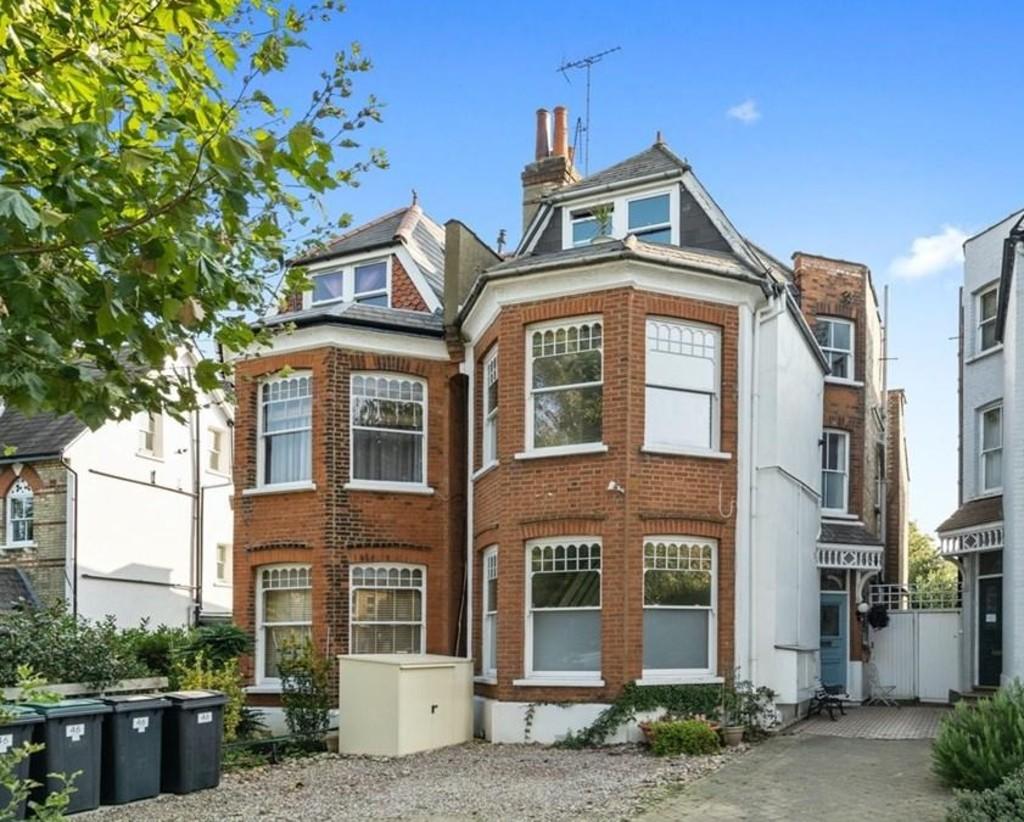 Tetherdown, Muswell Hill, N10 2 bed flat £1,680 pcm (£388 pw)