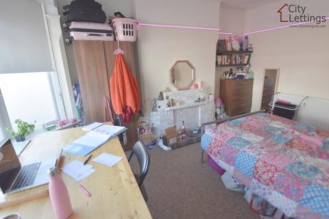 4 bedroom terraced house to rent - Elmsthorpe Avenue, Lenton