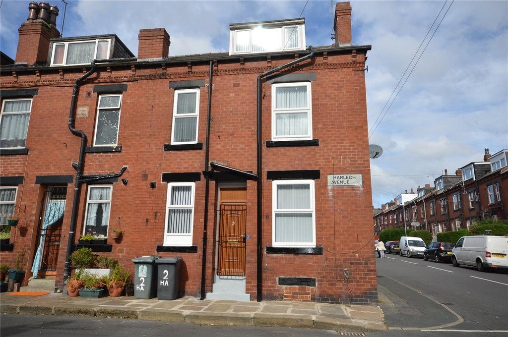Harlech Avenue, Leeds, West Yorkshire 2 bed terraced house for sale £