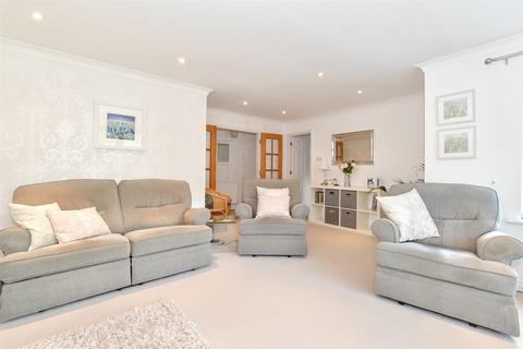 4 bedroom semi-detached house for sale, Church Close, Ashington, West Sussex