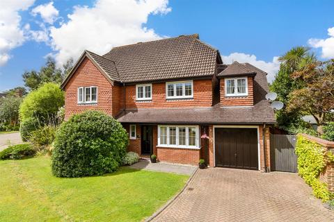 4 bedroom semi-detached house for sale, Church Close, Ashington, West Sussex