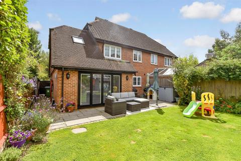 4 bedroom semi-detached house for sale, Church Close, Ashington, West Sussex