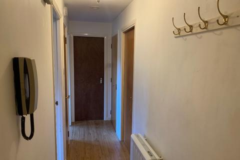 2 bedroom flat to rent, Wallace Court, Stirling Town, Stirling, FK8