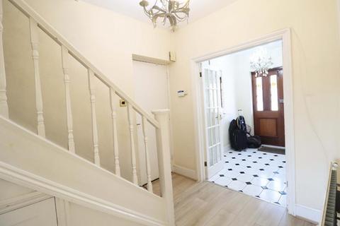 4 bedroom semi-detached house to rent, Edgware HA8