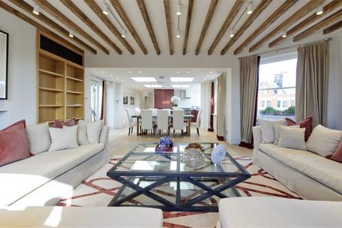 4 bedroom penthouse to rent, Cadogan Square, Knightsbridge, SW1X