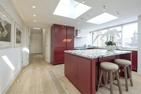 4 bedroom penthouse to rent, Cadogan Square, Knightsbridge, SW1X