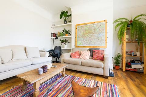 2 bedroom flat to rent, Alexandra Grove, Finsbury Park, N4