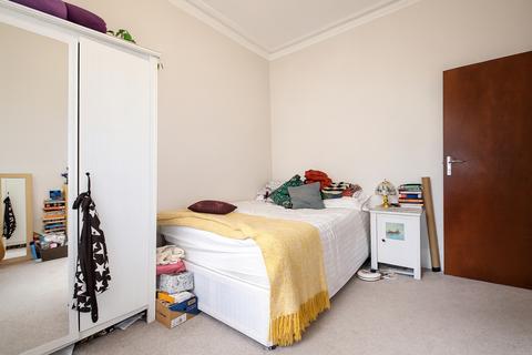 2 bedroom flat to rent, Alexandra Grove, Finsbury Park, N4