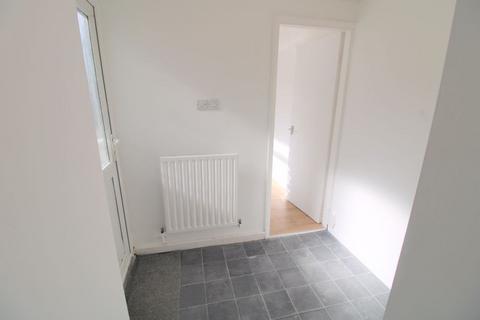 2 bedroom terraced house to rent - Athorpe Grove, Basford, Nottingham, NG6 0AJ
