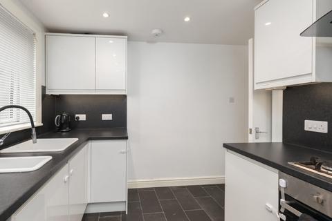 2 bedroom ground floor flat for sale, 19/2 Ransome Gardens, Clermiston, EH4 7ET