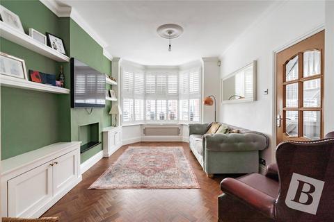 3 bedroom semi-detached house for sale, St. Lawrence Road, Upminster, RM14